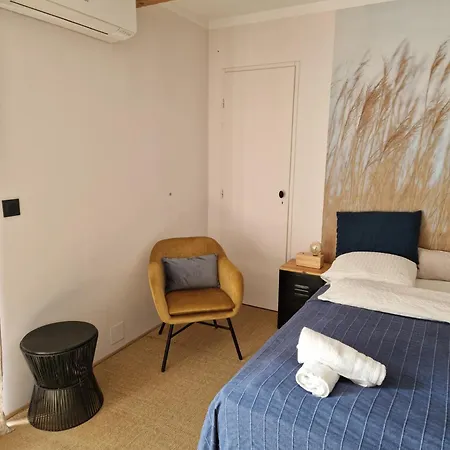 Mas Armelin Bed & Breakfast Tarascona