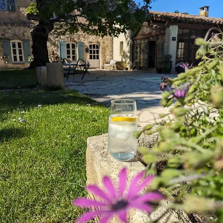 Bed & Breakfast Mas Armelin 3*